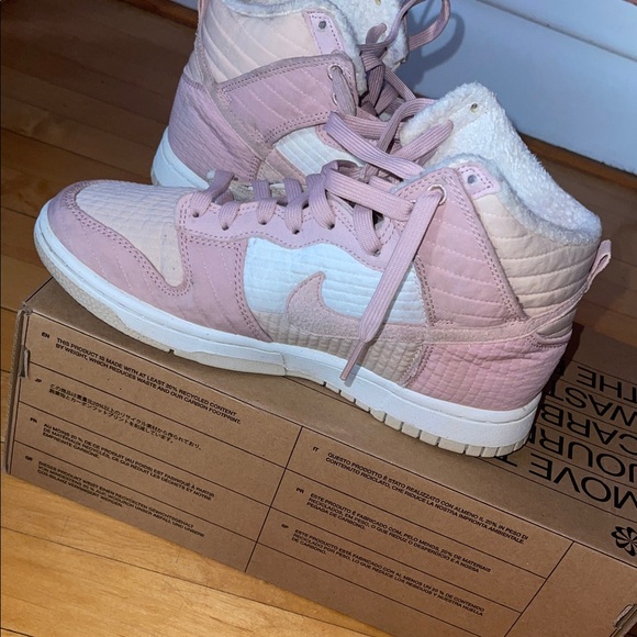 Women’s Pink and White Dunks - Picture 9 of 16